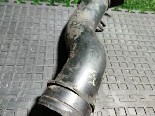 патрубок интеркулера Volkswagen LT 2 поколение 1999, 2D0129715