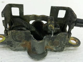 замок капота Mercedes-Benz Vito W638 2001, OM611, 2028800160