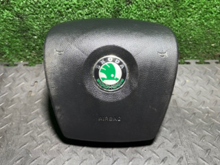 подушка безопасности водителя Skoda Octavia 2 поколение (A5) 2007, 1Z0880201N