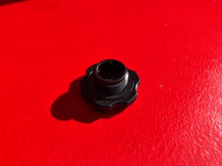 пробка маслозаливная Mazda Demio 2 поколение [рестайлинг] DY 2007, 045310250A