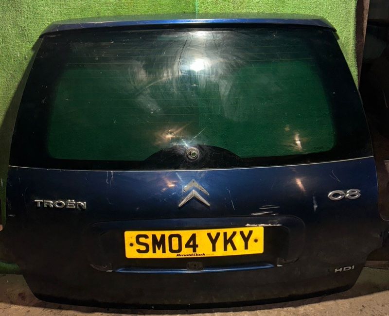 крышка багажника (дверь 3-5) Citroen C8 1 поколение 2004, 2.0 л. - фото №1
