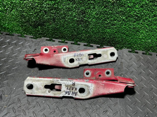 петля капота Audi A4 B6 2003, 8E0823302E