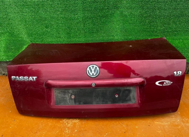 крышка багажника (дверь 3-5) Volkswagen Passat B5 1999, 1.8 л. - фото №1
