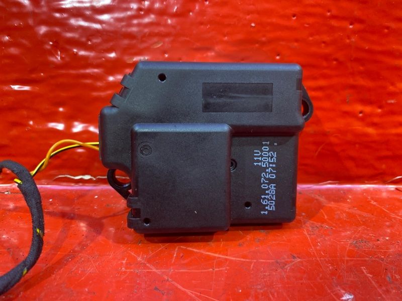 моторчик заслонки печки Mercedes-Benz E-Класс W211/S211 W211 2005, 16107250001 - фото №1