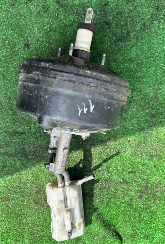 вакуумный усилитель тормозов Mercedes-Benz Vito W639 2006, 2.2 л., 204024701 - фото №1