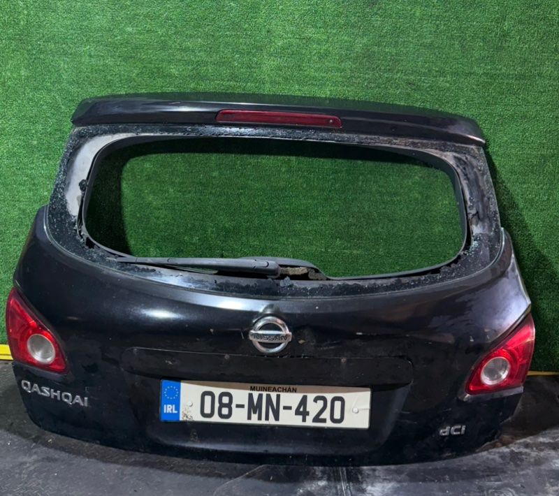 крышка багажника (дверь 3-5) Nissan Qashqai 1 поколение 2008, 1.5 л. - фото №1