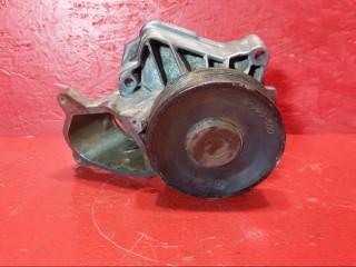 помпа Land Rover Freelander 1 поколение 2002, 2.0 л., 20T2N, дизель, 13232642