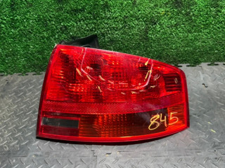 фонарь задний правый Audi A4 B7 2007