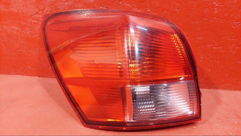 фонарь задний Nissan Qashqai 1 поколение J10 2008, 1.5 л., K9K, дизель - фото №1