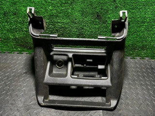 консоль салона Mitsubishi Pajero 2 поколение [рестайлинг] 2003, MR402625