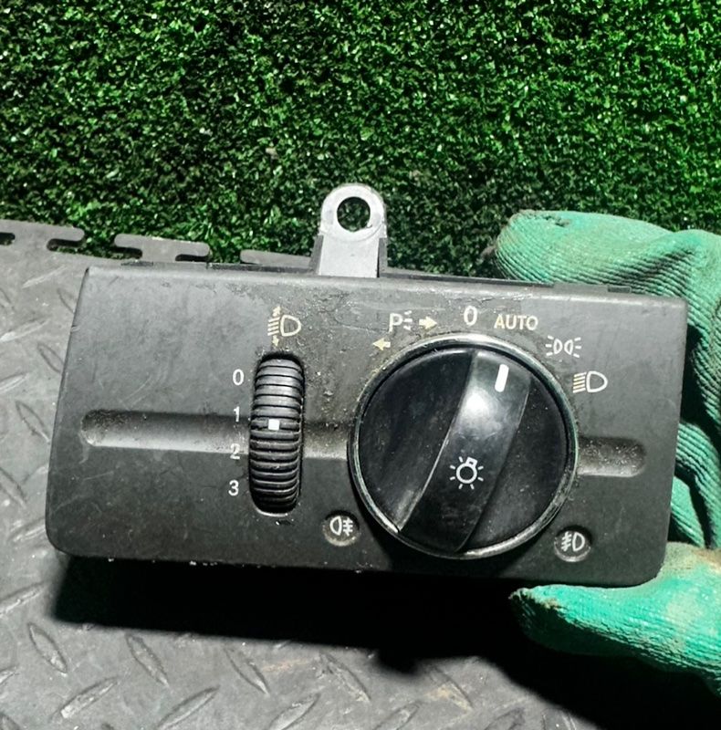 переключатель света Mercedes-Benz E-Класс W211/S211 2004, 2115450604 - фото №1
