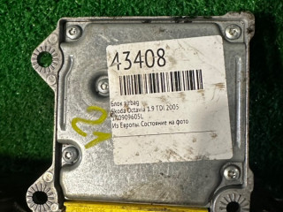 блок AirBag Skoda Octavia 2 поколение (A5) 2007, 1K0909605L