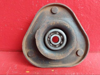 опора амортизатора верхняя (чашка) Toyota Avensis 2 поколение (T250) 2004, 486090F010