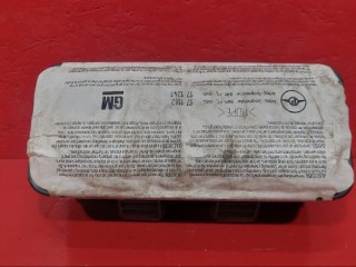 подушка безопасности коленная Opel Astra F [рестайлинг] 1999, 1.4 л., X 14 XE, бензин, 90561101