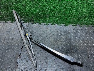щеткодержатель (поводок стеклоочистителя, дворник) Volkswagen Golf 4 поколение 2000, 1J6955707A