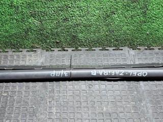 Уплотнитель стекла Opel Zafira 2 поколение (B) 2007