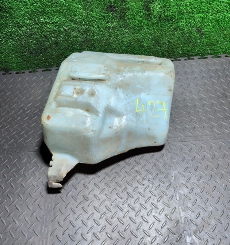 бачок омывателя Volkswagen Passat B4 1994, 357955453 - фото №1