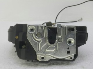 замок двери Mercedes-Benz CLS-Класс C219 W219 2004, 2197300235