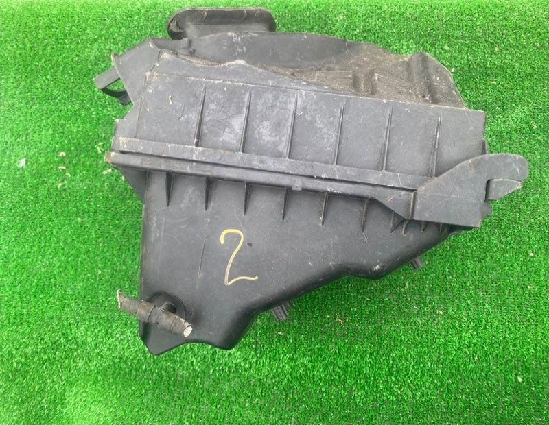 корпус воздушного фильтра Audi A4 B6 2005, 2.0 л., 03G133835A - фото №1