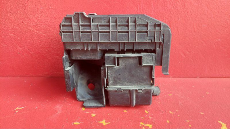 блок предохранителей Volkswagen Passat B6 2009, 3C0937125 - фото №1