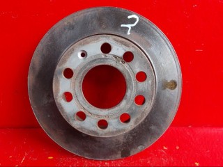 диск тормозной задний Volkswagen Golf 5 поколение 2008, 1K0615601AB