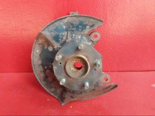 кулак поворотный правый Honda Civic 8 поколение 2006, 51211SMGE01