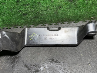 воздуховод (дефлектор) радиатора Mercedes-Benz E-Класс W211/S211 2004, A2118312046