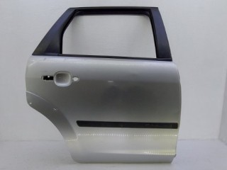 дверь Ford Focus 1 поколение [рестайлинг] 2005, 1505762