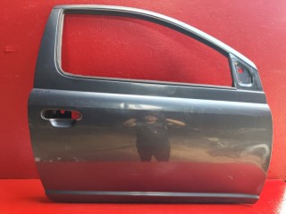дверь передняя правая Toyota Yaris 1 поколение XP10 [рестайлинг] 2004, 6700152011