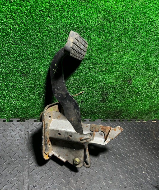 педаль тормоза Peugeot 206 1 поколение 2002, 726433703 - фото №1