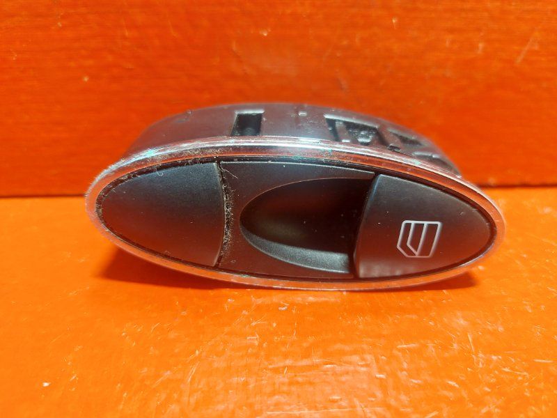 кнопка стеклоподъемника двери задней Mercedes-Benz E-Класс W211/S211 W211 2005, 2118218651 - фото №1