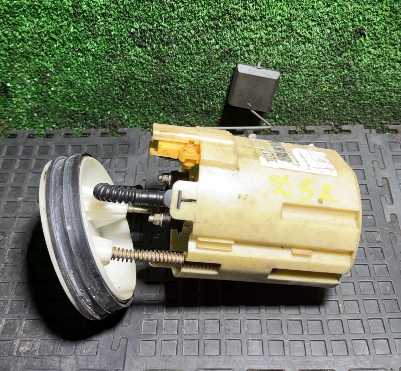 насос топливный Mercedes-Benz E-Класс W211/S211 2003, дизель, A2114701694 - фото №1