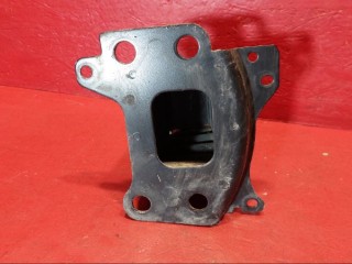 кронштейн (крепление) Audi A3 8P 2005, 2.0 л., BKD, дизель, 8P0807133