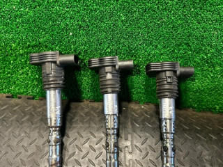 катушка зажигания Audi A4 B6 2004, 1.8 л., 06B905115R