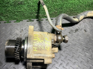 насос вакуумный Toyota Hilux 7 поколение 2008, 2.5 л., 2930067020