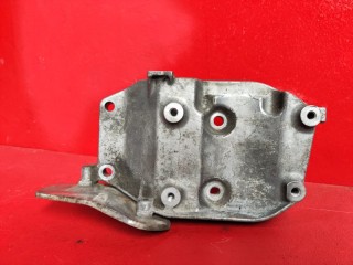 кронштейн компрессора кондиционера Honda FR-V 1 поколение 2006, 38930PLC000
