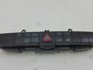 кнопка аварийной сигнализации Mercedes-Benz Vito W639 2006, 2.2 л., OM 646.982, дизель