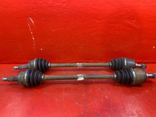 полуось задняя (приводной вал, ШРУС) Hyundai Tucson 1 поколение 2006, 2.0 л., D4EA, дизель, 4, 96E05