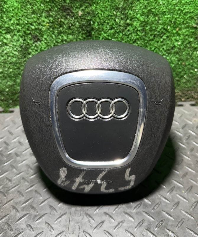 подушка безопасности водителя Audi A6 4F/C6 2007, 4F0880201AR - фото №1