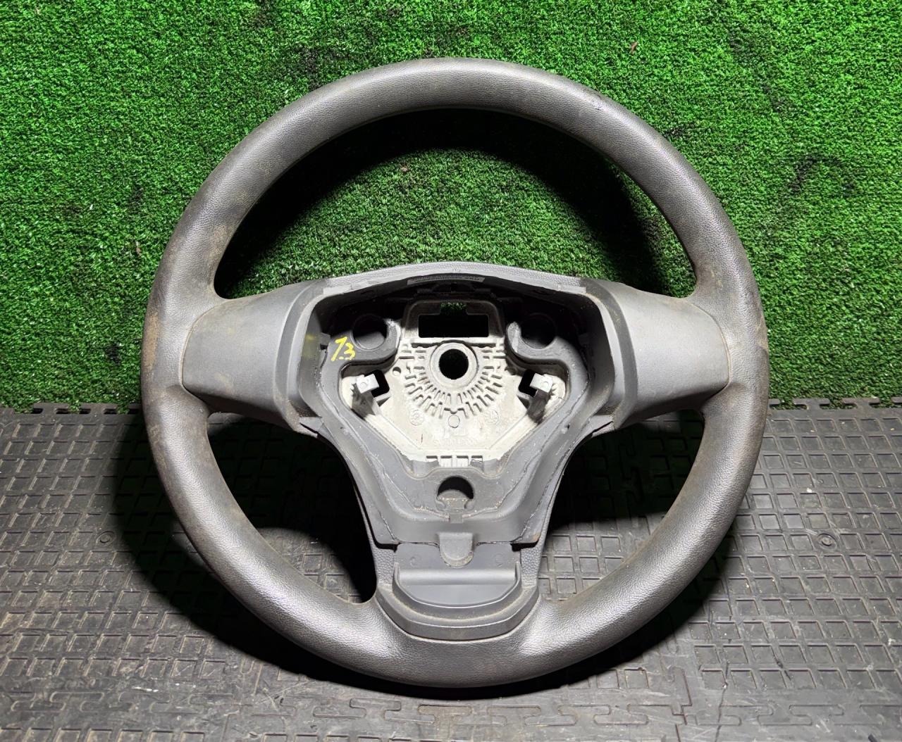 руль Opel Corsa D 2008, SV70042000 - фото №1