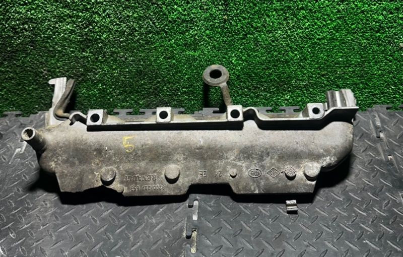 клапанная крышка Renault Espace 4 поколение 2003, 2.2 л., 8200397653 - фото №1