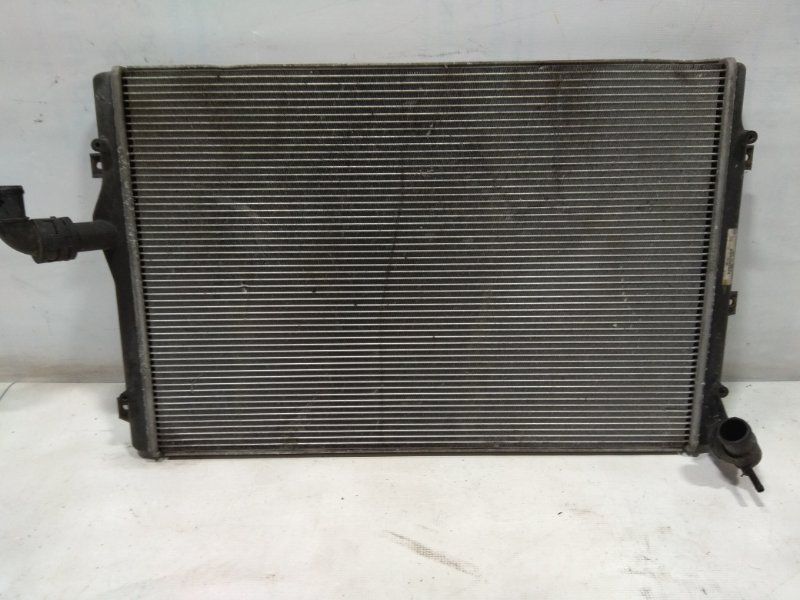 радиатор (основной) Volkswagen Passat B6 2006, 2.0 л., BKP, дизель, 3C0121253K - фото №1