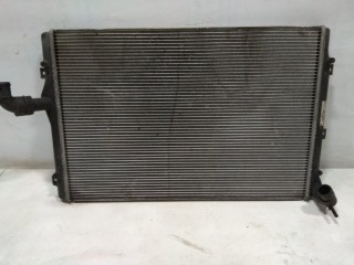 радиатор (основной) Volkswagen Passat B6 2006, 2.0 л., BKP, дизель, 3C0121253K