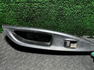 кнопка стеклоподъемника двери задней левой Mazda 6 GG 2004, GJ6A685L
