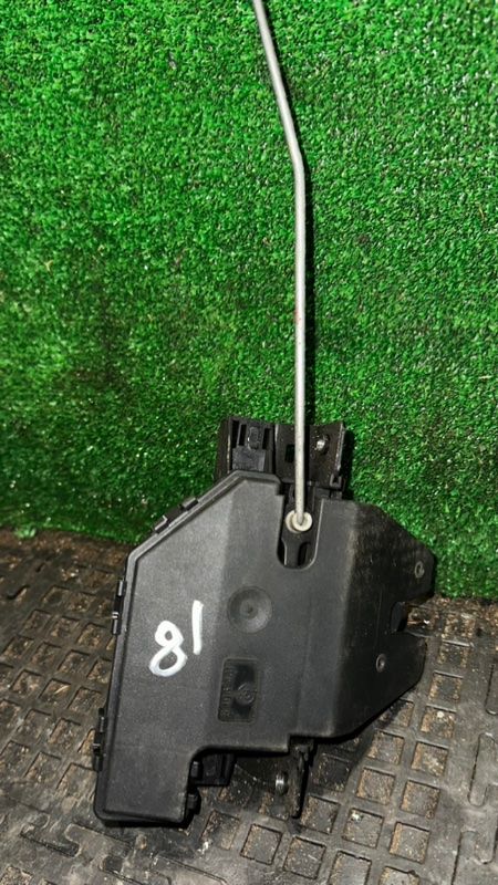 замок багажника BMW 3 серия E90/E91/E92/E93 2005, 8196401 - фото №1