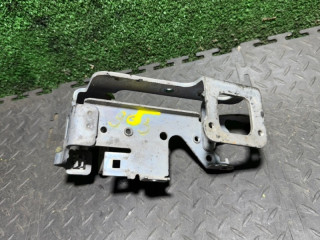 кронштейн (крепление) Mercedes-Benz C-Класс W204/S204 2010, A6512231541