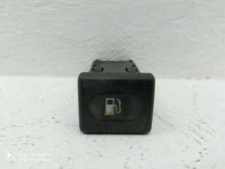 КНОПКА БЕНЗОБАКА Land Rover Discovery 2 поколение 2001, YUG102390