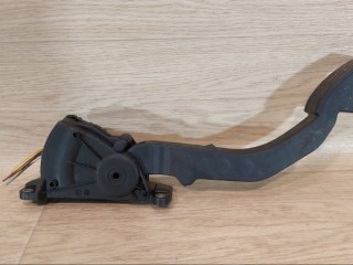 педаль Ford C-Max 1 поколение [рестайлинг] 2009, 1.6 л., HWDA, бензин, 3M519F836BE