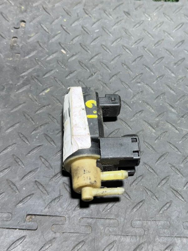 электромагнитный клапан Renault Megane 2 поколение 2005, 1.9 л., дизель, 8200486264, 06T326 - фото №1
