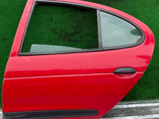 дверь задняя левая Renault Megane 1 поколение [рестайлинг] 2001